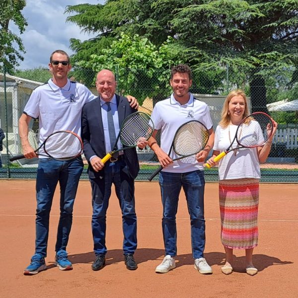 90db0484-3443-414b-9a5b-fd61a4bbc195